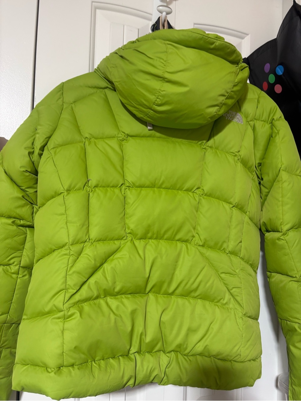 The North Face Puffer Jacket - Picture 2 of 4